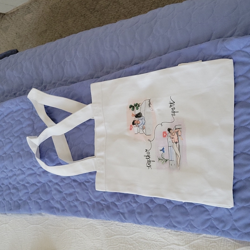 Q-Tees Tote Bag